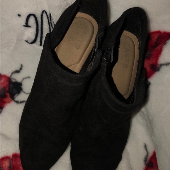 Apt 9 black heel booties. - Picture 3 of 4